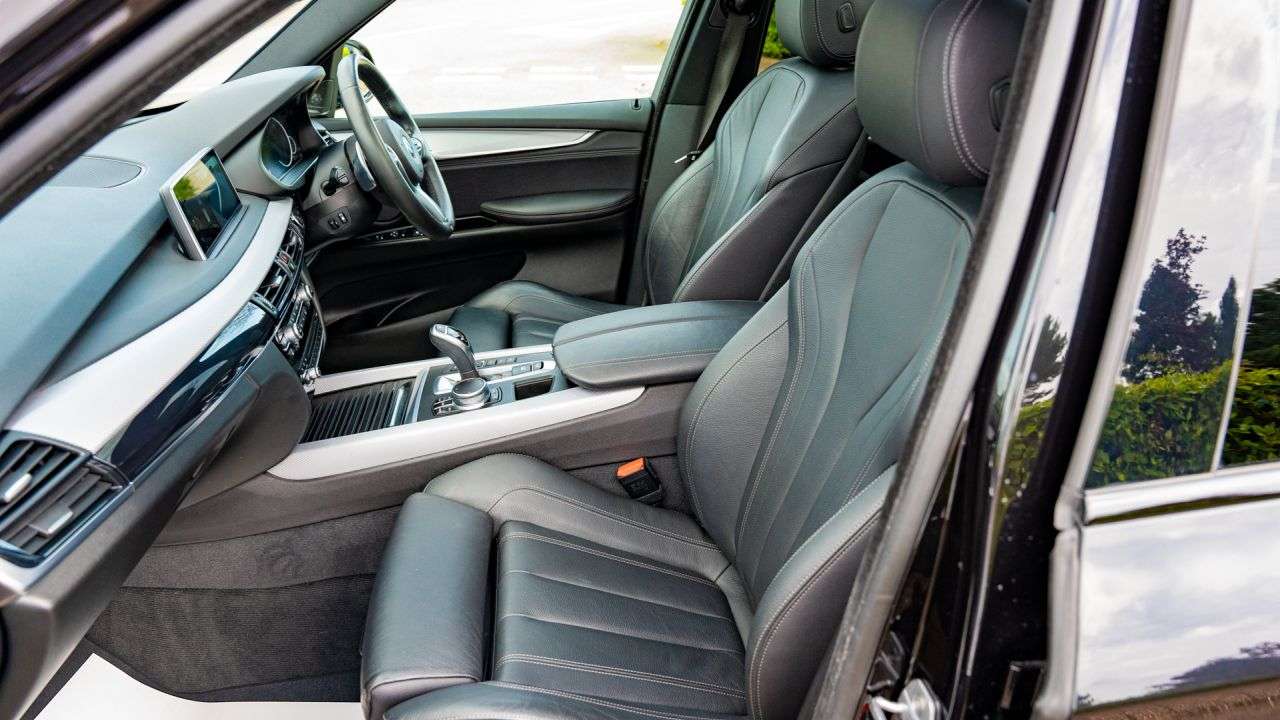 null BMW X5 null BMW X5