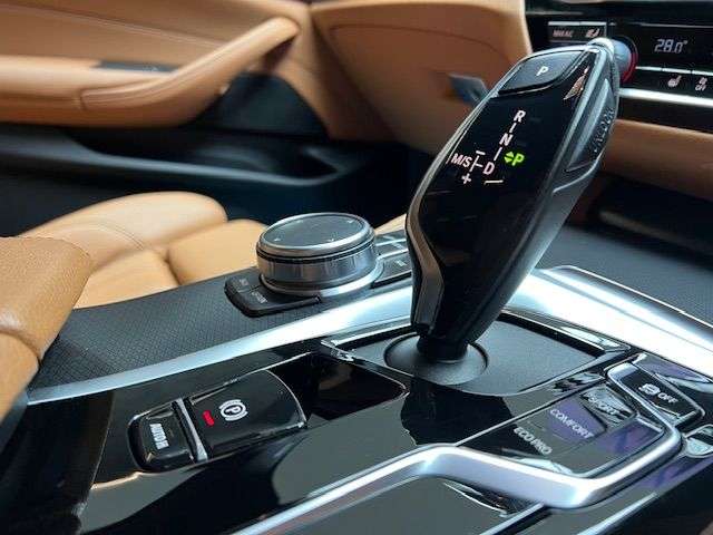 2022 BMW 5 SERIES 2022 BMW 5 SERIES