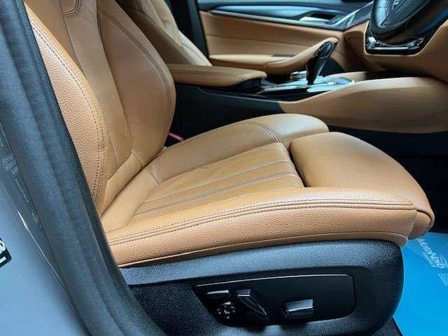 2022 BMW 5 SERIES 2022 BMW 5 SERIES