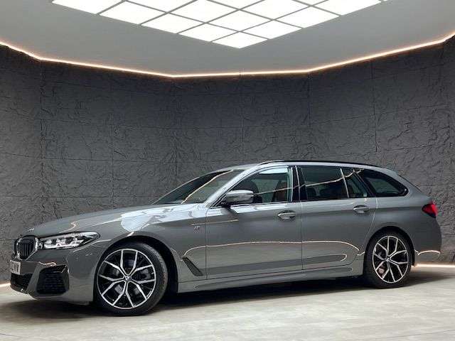 2022 BMW 5 SERIES 2022 BMW 5 SERIES