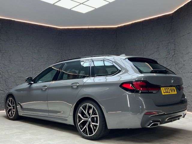 2022 BMW 5 SERIES 2022 BMW 5 SERIES