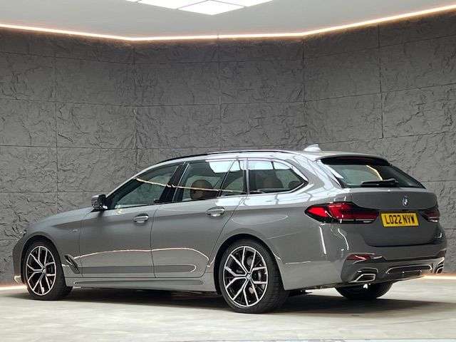 2022 BMW 5 SERIES 2022 BMW 5 SERIES