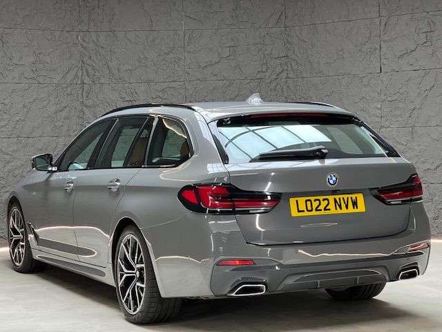 2022 BMW 5 SERIES 2022 BMW 5 SERIES