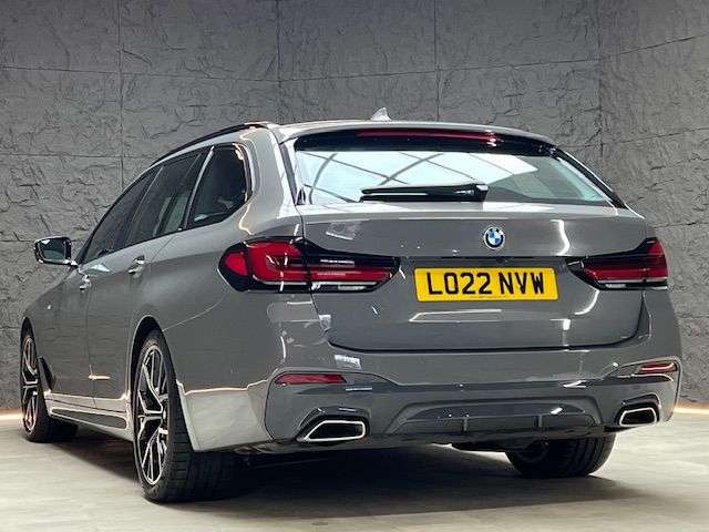 2022 BMW 5 SERIES 2022 BMW 5 SERIES