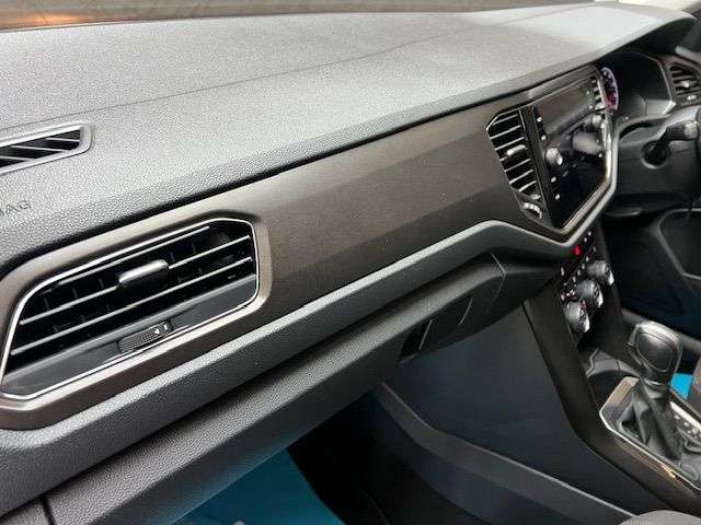 2019 VOLKSWAGEN T-ROC 2019 VOLKSWAGEN T-ROC