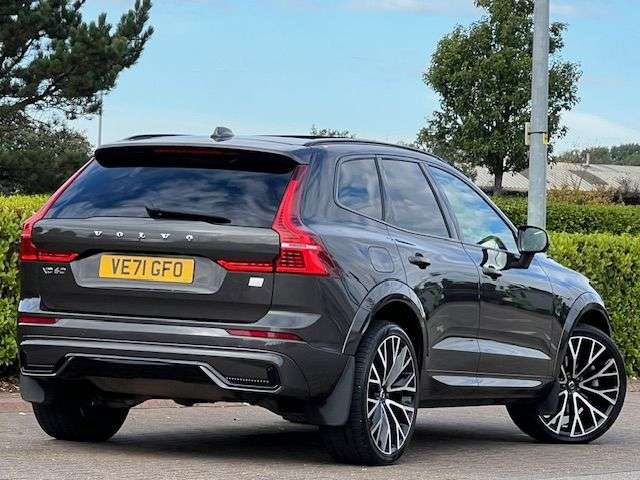 2021 VOLVO XC60 2021 VOLVO XC60