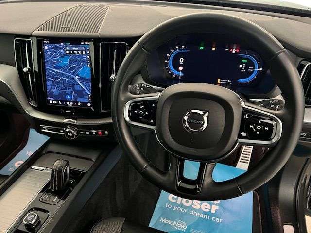 2021 VOLVO XC60 2021 VOLVO XC60