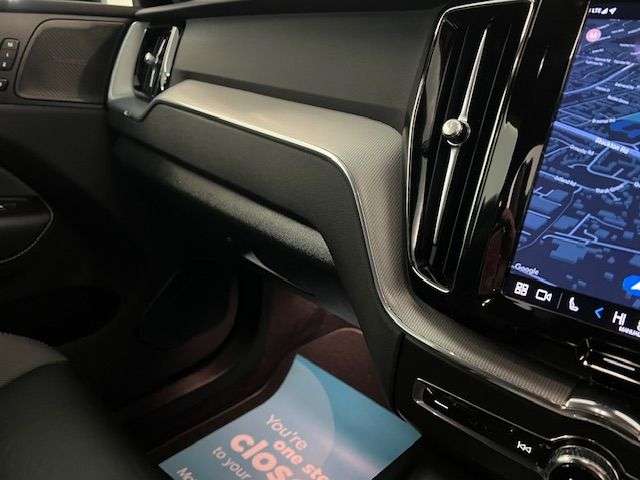 2021 VOLVO XC60 2021 VOLVO XC60