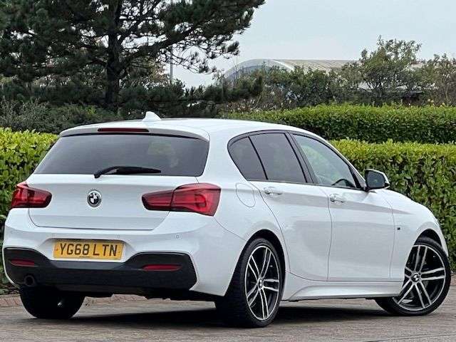 2018 BMW 1 SERIES 2018 BMW 1 SERIES