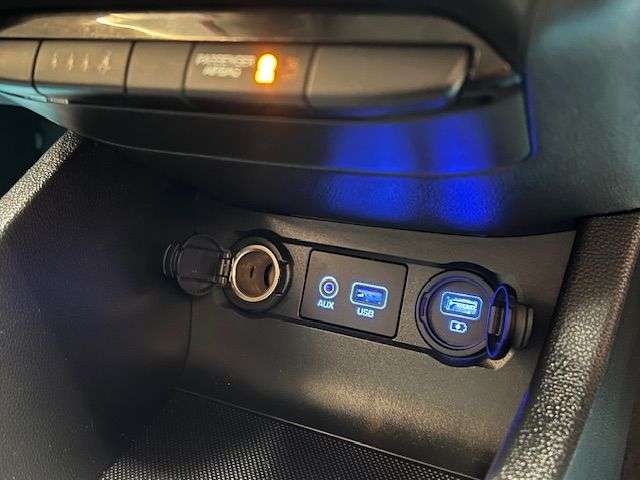 2020 HYUNDAI I20 2020 HYUNDAI I20