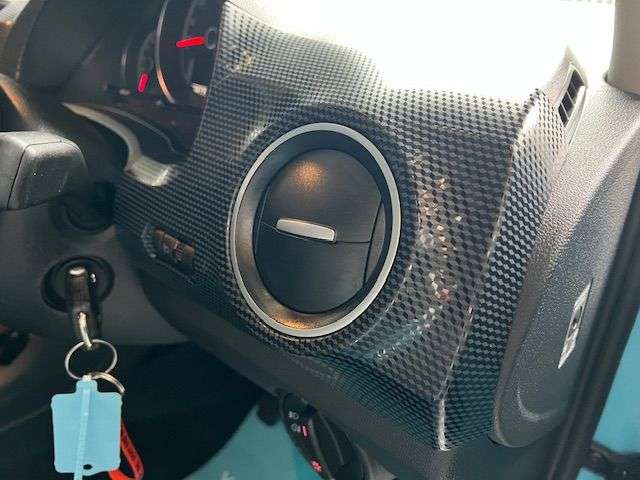 2021 VOLKSWAGEN UP! 2021 VOLKSWAGEN UP!