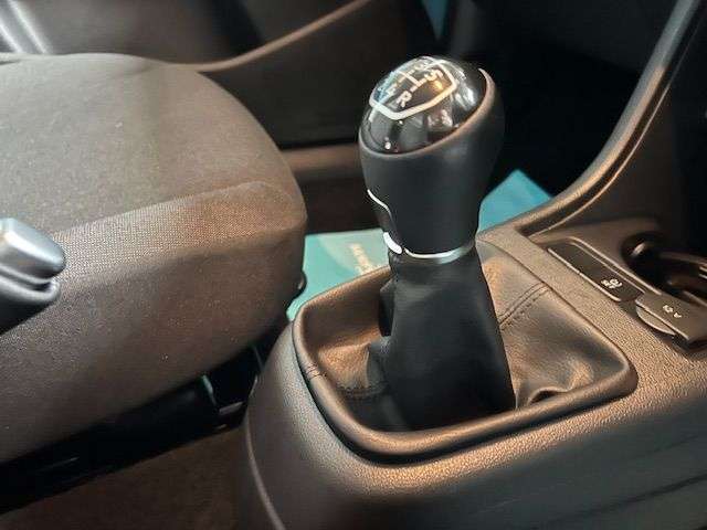 2021 VOLKSWAGEN UP! 2021 VOLKSWAGEN UP!