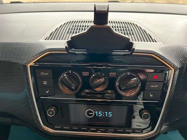 2021 VOLKSWAGEN UP! 2021 VOLKSWAGEN UP!