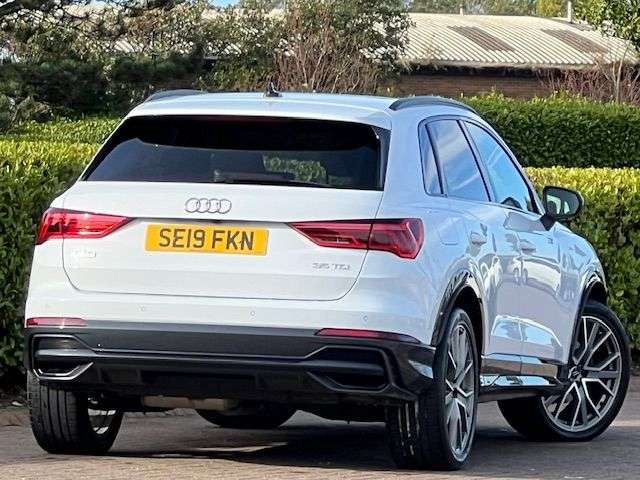 2019 AUDI Q3 2019 AUDI Q3