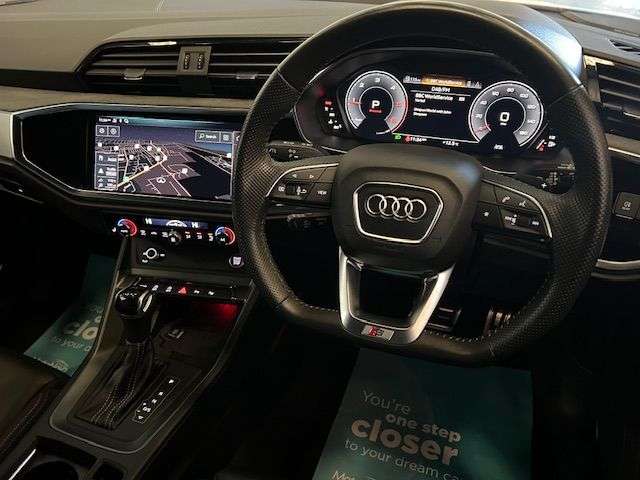 2019 AUDI Q3 2019 AUDI Q3