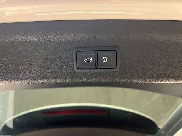 2019 AUDI Q3 2019 AUDI Q3