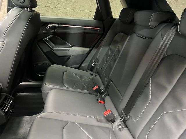 2019 AUDI Q3 2019 AUDI Q3