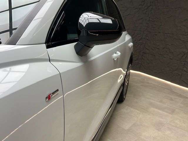 2019 AUDI Q3 2019 AUDI Q3