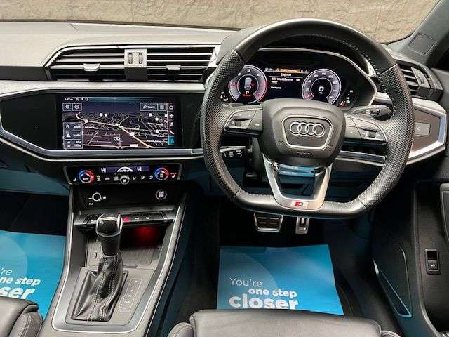 2019 AUDI Q3 2019 AUDI Q3