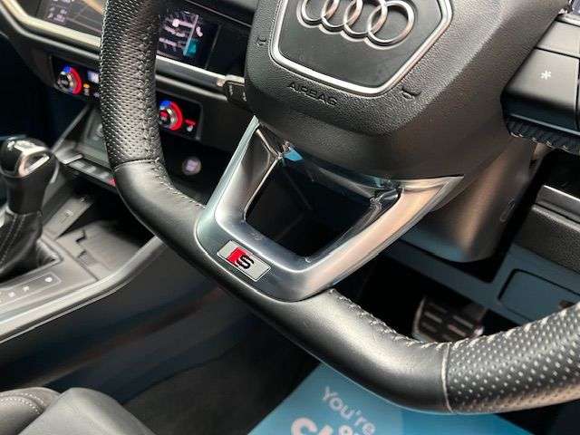 2019 AUDI Q3 2019 AUDI Q3