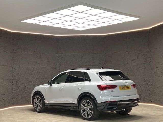2019 AUDI Q3 2019 AUDI Q3