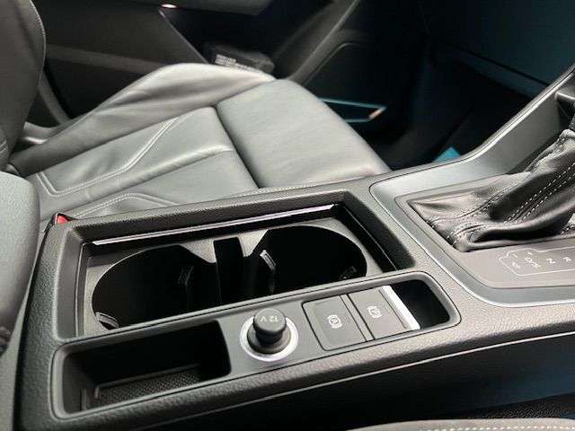 2019 AUDI Q3 2019 AUDI Q3