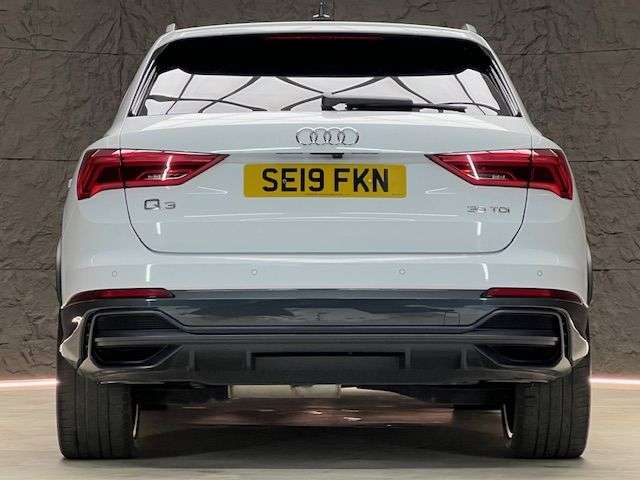 2019 AUDI Q3 2019 AUDI Q3