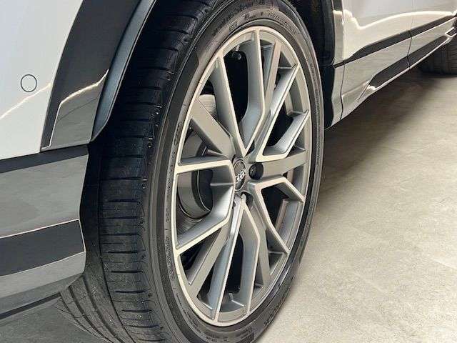 2019 AUDI Q3 2019 AUDI Q3