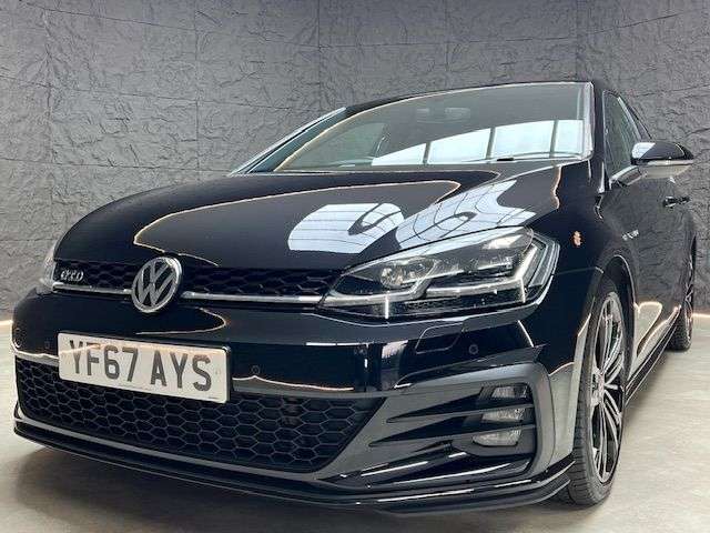 2017 VOLKSWAGEN GOLF 2017 VOLKSWAGEN GOLF