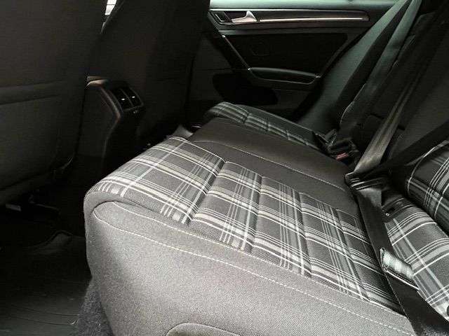 2017 VOLKSWAGEN GOLF 2017 VOLKSWAGEN GOLF