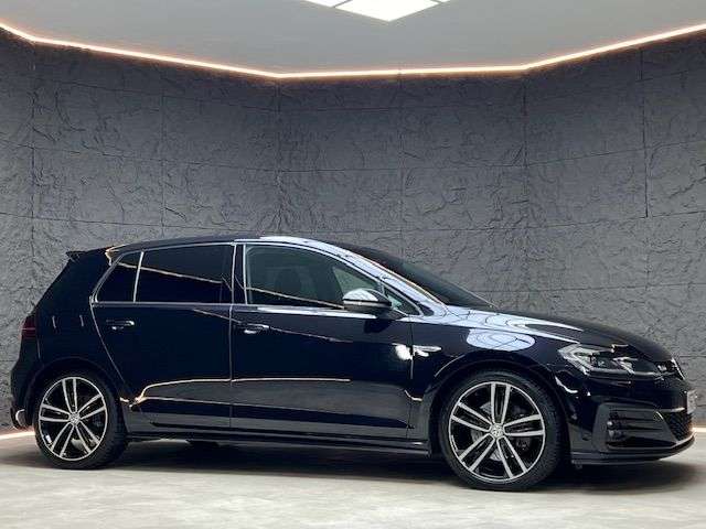 2017 VOLKSWAGEN GOLF 2017 VOLKSWAGEN GOLF