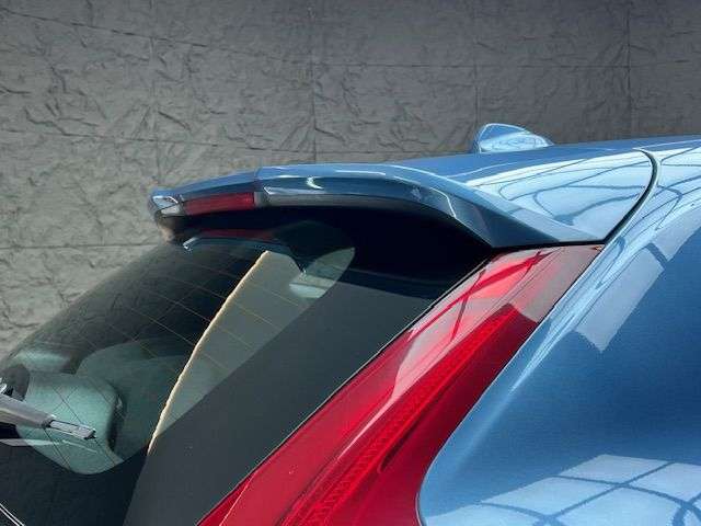 2014 VOLVO V40 2014 VOLVO V40