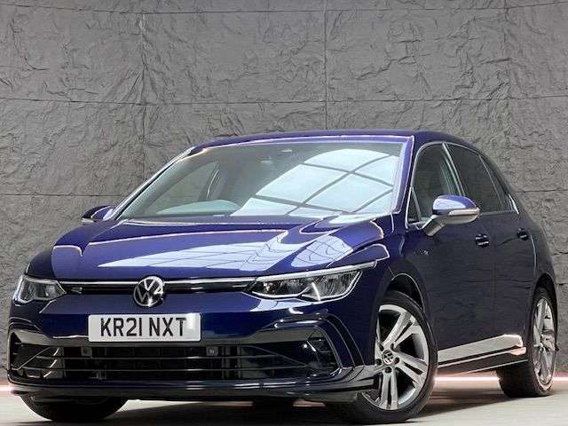 A 2021 VOLKSWAGEN GOLF 1.5 TSI R-Line Hatchback 5dr Petrol Manual Euro 6 (s/s) (130 ps) APPLE CARP A 2021 VOLKSWAGEN GOLF 1.5 TSI R-Line Hatchback 5dr Petrol Manual Euro 6 (s/s) (130 ps) APPLE CARP