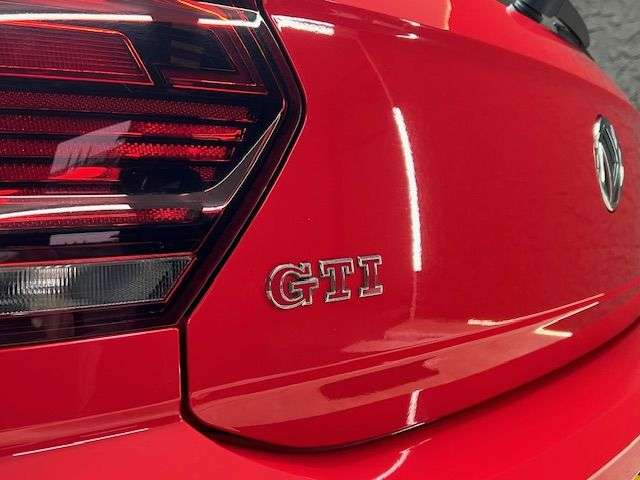 2019 VOLKSWAGEN POLO 2019 VOLKSWAGEN POLO