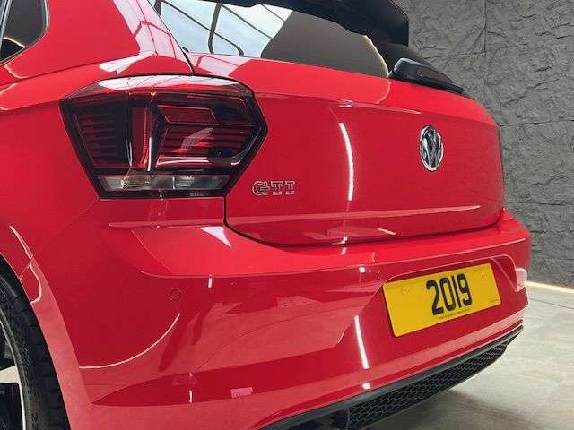 2019 VOLKSWAGEN POLO 2019 VOLKSWAGEN POLO