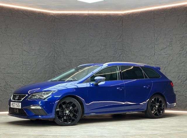 A 2017 SEAT LEON 2.0 TDI FR Technology ST 5dr Diesel DSG Euro 6 (s/s) (184 ps) SUNROOF, HEAT A 2017 SEAT LEON 2.0 TDI FR Technology ST 5dr Diesel DSG Euro 6 (s/s) (184 ps) SUNROOF, HEAT