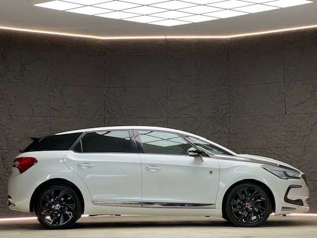 2017 DS AUTOMOBILES DS 5 2017 DS AUTOMOBILES DS 5