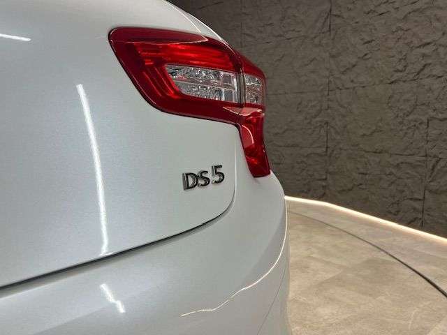 2017 DS AUTOMOBILES DS 5 2017 DS AUTOMOBILES DS 5