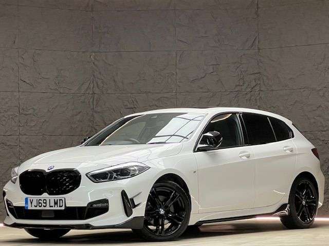A 2020 BMW 1 SERIES 1.5 116d M Sport Hatchback 5dr Diesel Manual Euro 6 (s/s) (116 ps) FSH, SUN A 2020 BMW 1 SERIES 1.5 116d M Sport Hatchback 5dr Diesel Manual Euro 6 (s/s) (116 ps) FSH, SUN