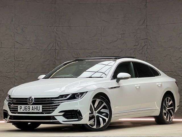 A 2019 VOLKSWAGEN ARTEON 2.0 TDI R-Line Fastback 5dr Diesel DSG 4Motion Euro 6 (s/s) (190 ps) SUNROO A 2019 VOLKSWAGEN ARTEON 2.0 TDI R-Line Fastback 5dr Diesel DSG 4Motion Euro 6 (s/s) (190 ps) SUNROO