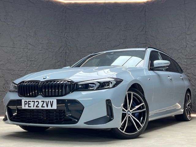 A 2022 BMW 3 SERIES 2.0 320d MHT M Sport Touring 5dr Diesel Hybrid Auto Euro 6 (s/s) (190 ps) M A 2022 BMW 3 SERIES 2.0 320d MHT M Sport Touring 5dr Diesel Hybrid Auto Euro 6 (s/s) (190 ps) M