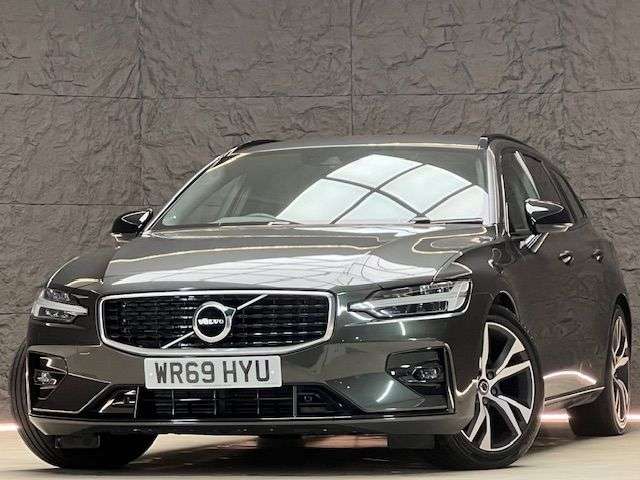 A 2019 VOLVO V60 2.0 D4 R-Design Plus Estate 5dr Diesel Manual Euro 6 (s/s) (190 ps) HARMAN/ A 2019 VOLVO V60 2.0 D4 R-Design Plus Estate 5dr Diesel Manual Euro 6 (s/s) (190 ps) HARMAN/