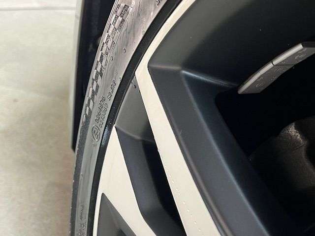 2019 VOLVO V60 2019 VOLVO V60