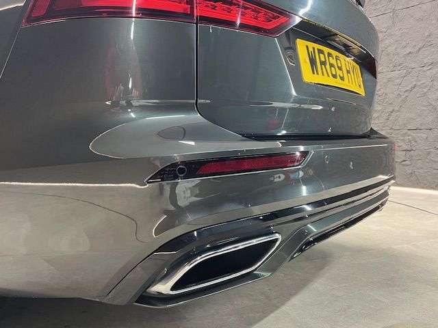 2019 VOLVO V60 2019 VOLVO V60