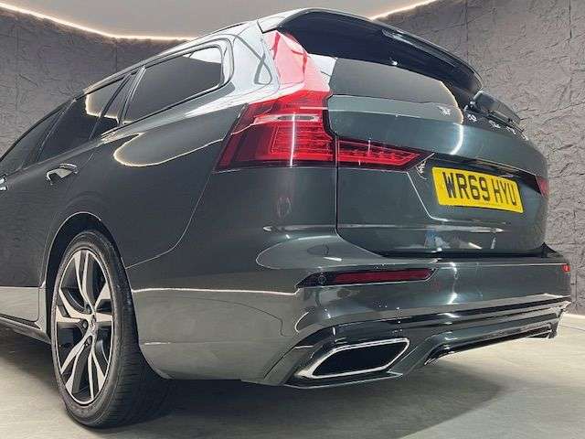2019 VOLVO V60 2019 VOLVO V60