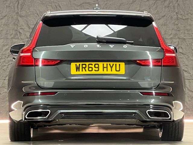 2019 VOLVO V60 2019 VOLVO V60