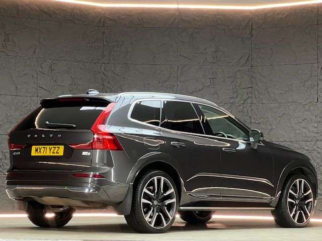 2021 VOLVO XC60 2021 VOLVO XC60