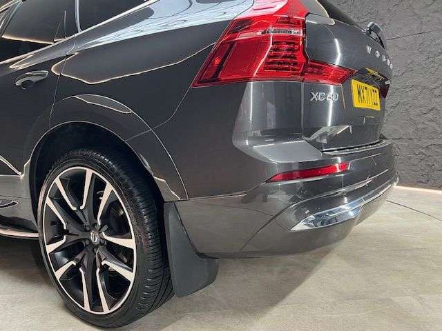 2021 VOLVO XC60 2021 VOLVO XC60