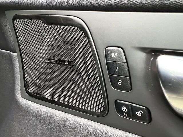 2021 VOLVO XC60 2021 VOLVO XC60