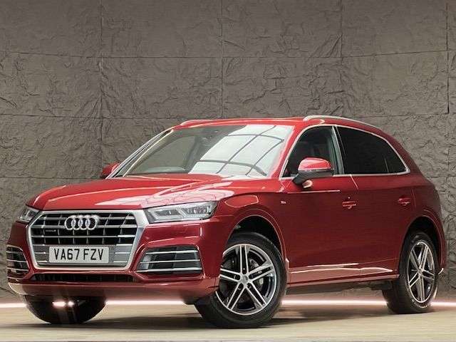 A 2018 AUDI Q5 2.0 TDI S line SUV 5dr Diesel S Tronic quattro Euro 6 (s/s) (190 ps) SUNROO A 2018 AUDI Q5 2.0 TDI S line SUV 5dr Diesel S Tronic quattro Euro 6 (s/s) (190 ps) SUNROO